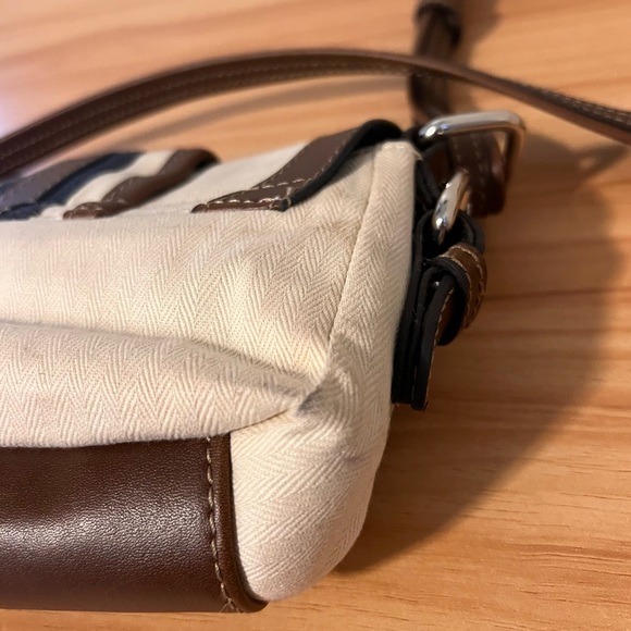 Chaps | Small Crossbody Bag - Picture 12 of 13